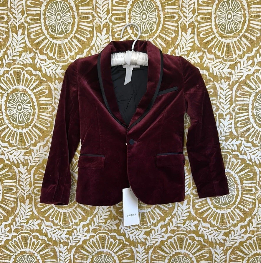 NWT Gucci Boy’s Bordeaux Red/Black Trim Velvet Shawl Collar Blazer Tux size 6Y - Image 4 of 4