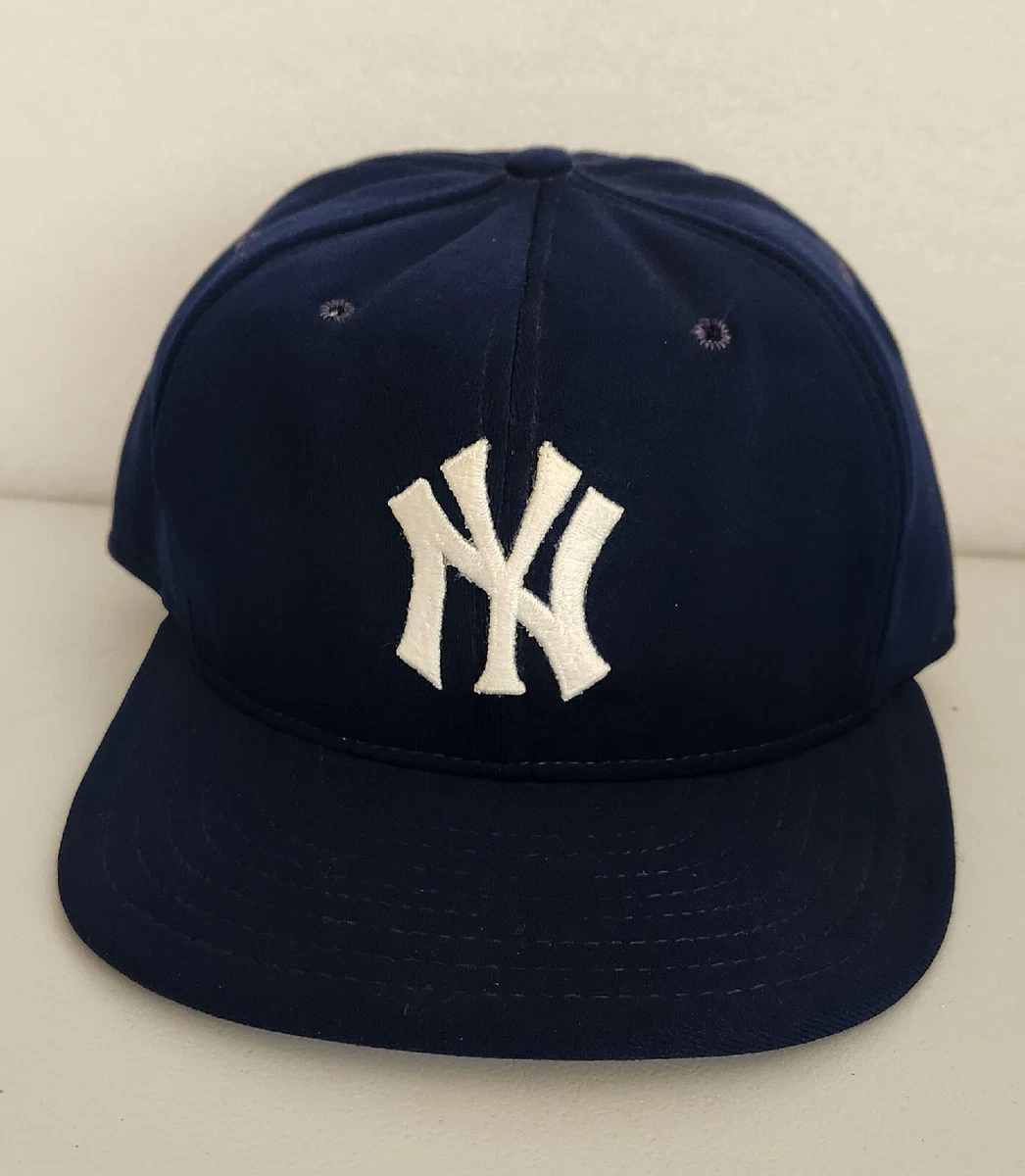 VINTAGE 80s NEW ERA New York Yankees CAP