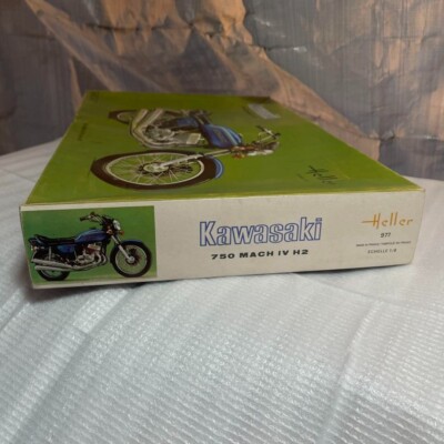 Kawasaki 750 MACH IV H2 Heller 1/8 Plastic Model Kit Unassembled
