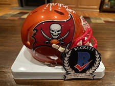 John Lynch Autographed Tampa Bay Buccaneers Flash Mini Helmet HOF 21 Beckett