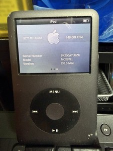 Apple 7th Generation 160GB USB MP3 Player - Black (MC297LL/A)