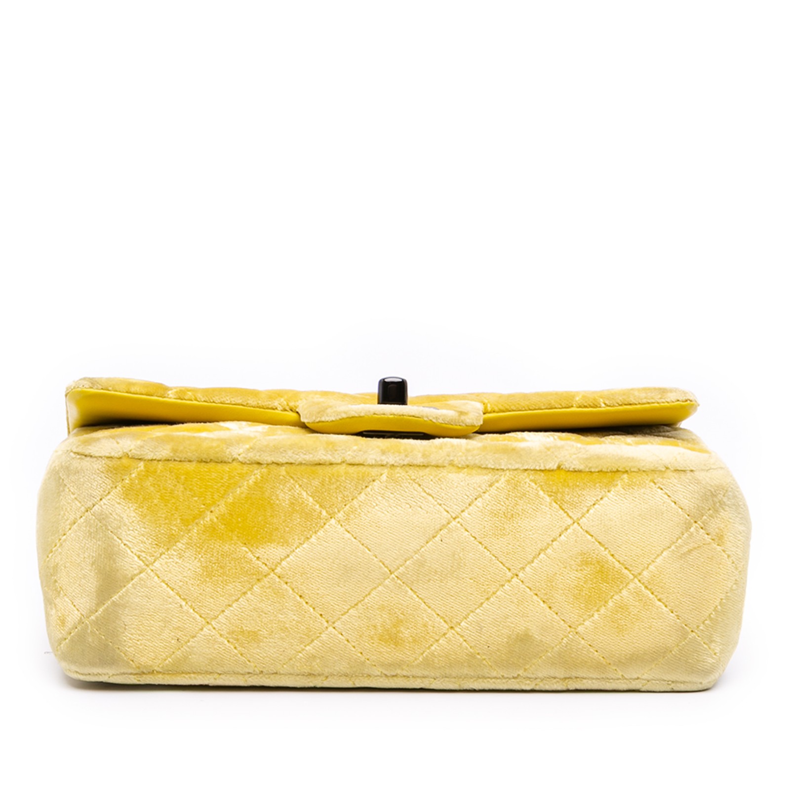Authenticated Chanel Mini Rectangular Classic Vel… - image 3