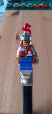 1x Lego Minifigur Royal Knights König Löwe Krone gold Feder Cape 6090 cas060