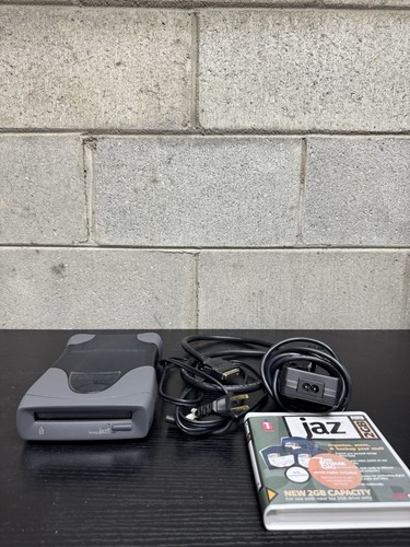 iOmega Jaz 2GB SCSI Drive V2000S w/2 GB JAZ disk and cables TESTED