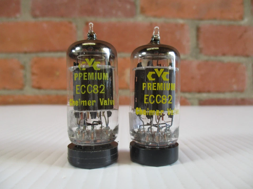 Par de tubos de vacío CVC 12AU7 ECC82 placa emparejada nuevo en caja nos TV-7 probado Foto 2 de 4