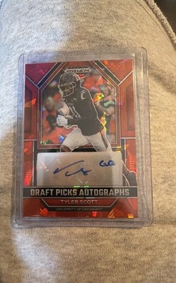 2023 Panini Prizm Draft Picks - Draft Picks Autographs Tyler Scott #DPA-TSC Red
