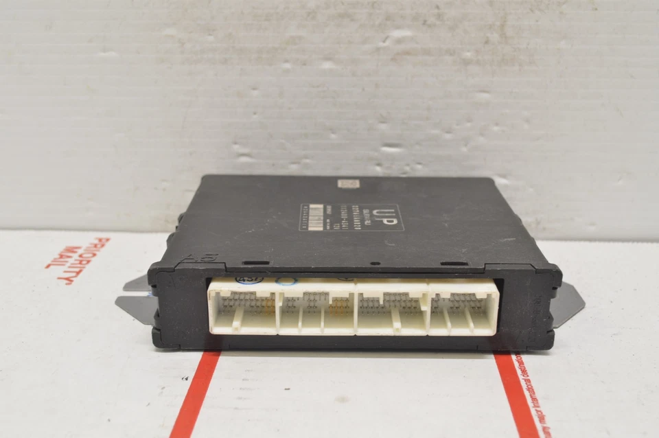 Unidad de módulo de control del motor Subaru Impreza 22765AA820 2010 Ecm I71 037 Foto 2 de 4