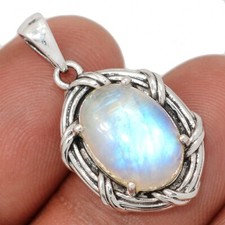 Natural Rainbow Moonstone - India 925 Sterling Silver Pendant SSUA1 CP70027