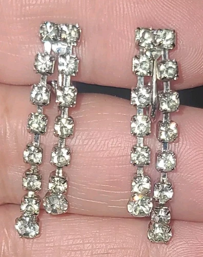 Vtg Retro  Rhodium Plated Rhinestone Clip Dangle EARRINGS-COSTUME JEWELRY