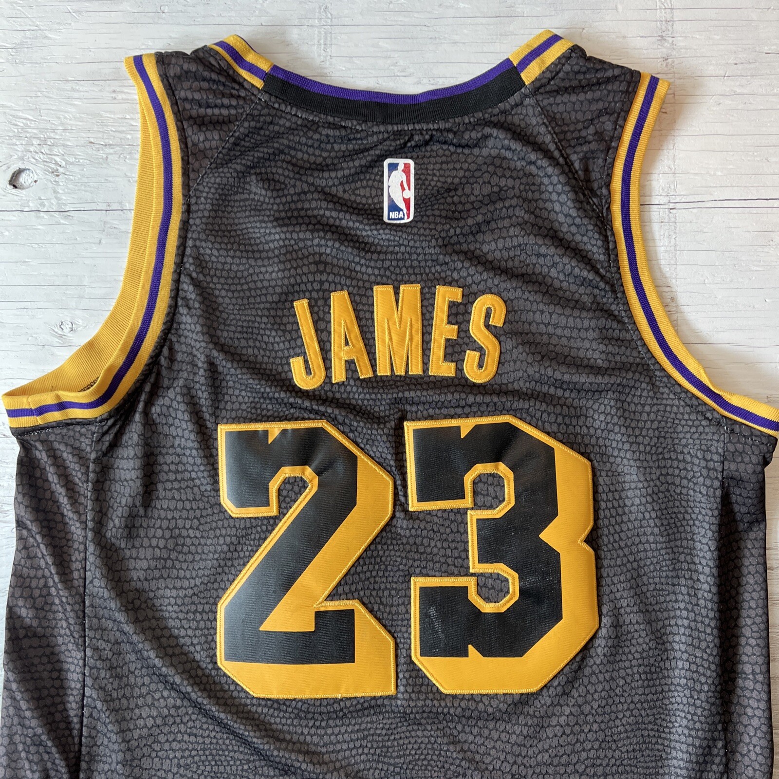 Nike Los Angeles Lakers Lebron James City Edition Swingman Jersey Men XL  rare