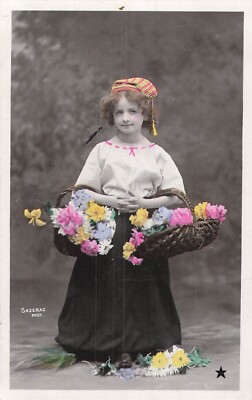 CP EMAILOGRAPHIE KLEINES MÄDCHEN LANGER ROCK MIT BLUMENKORB - SAZERAC 81181