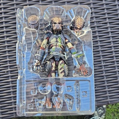 NECA Predator 2 - Ultimate Battle-Damaged City Hunter Action Figure