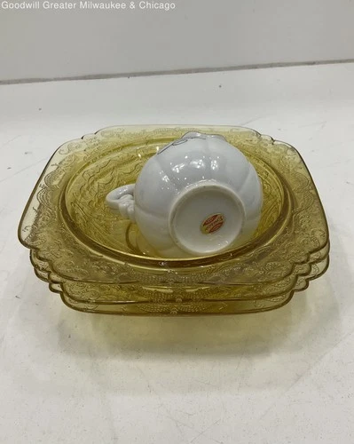 VNTG Lot of 3 Federal Glass Amber Madrid Depression Glassware & Enesco Sugar Cup