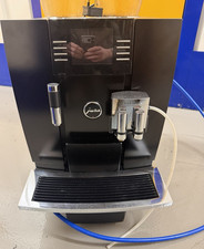 JURA GIGA X8C Bean-to-Cup Espresso Machine w/ Milk Spouts Black/Silver