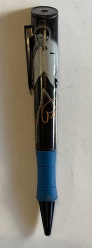 ELVIS PRESLEY Vintage - BALLPOINT PEN with his signature on it. - Picture 1 of 3