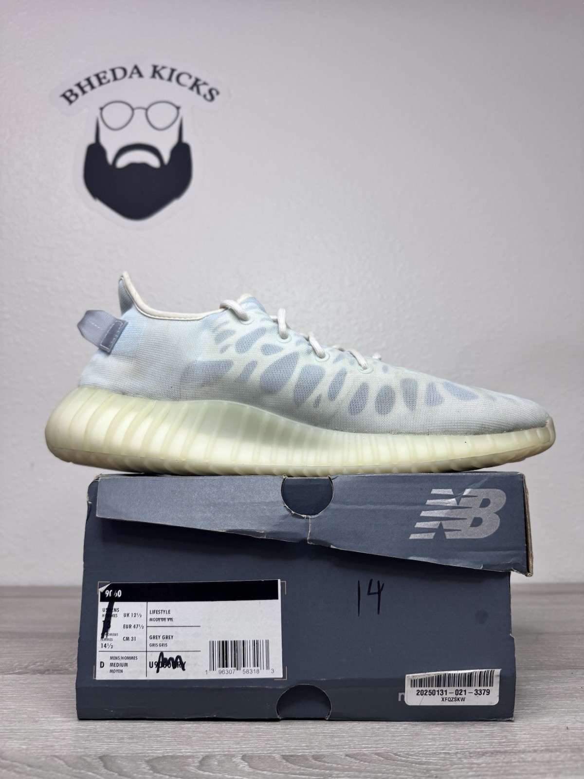 Size 14 - Adidas Men's Yeezy Boost 350 V2 Mono Ice GW2869 Preowned Authentic thumbnail 7