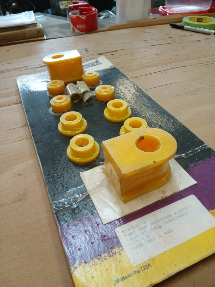 Nuevo de Lote Antiguo Datstar KF05005YL Ford Suspensión Poliuretano Barra Estabilizadora Buje Kit Foto 2 de 3