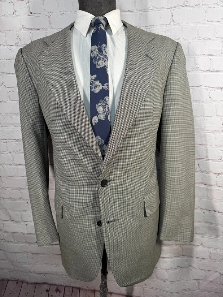 JOS. A. BANK Mens Gray HOUNDSTOOTH Check Pleated 2 Pc Suit 41L Jacket 33x31 Pant - Image 2 of 4