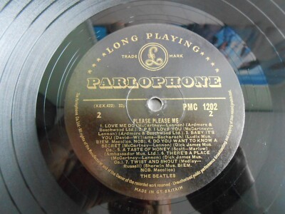 THE BEATLES - PLEASE PLEASE ME - 1st PRESS - UK - MONO - GOLD