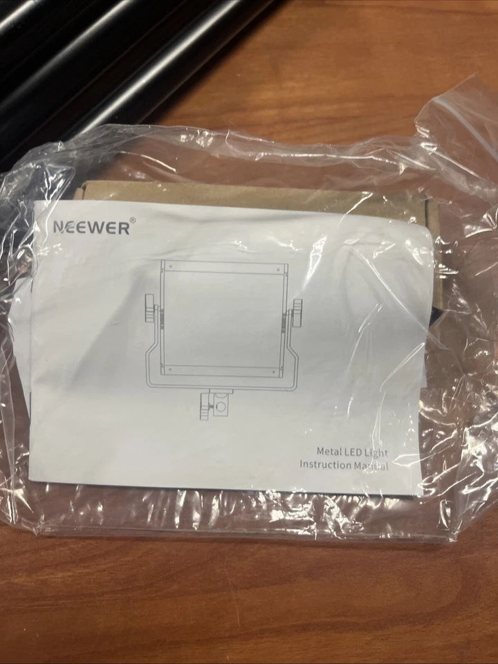 NEEWER Soportes de Iluminación para Fotografía (2) NL660 Kit de Soporte LED Bicolor Foto 3 de 4