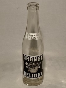 c1940s Orange Delight Vermont Beverage Co. Montpelier, Vermont ACL Soda Bottle