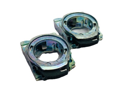 Allen Bradley 800F-ALM Ser A Pushbutton Metal Mounting Latch LOT OF 2