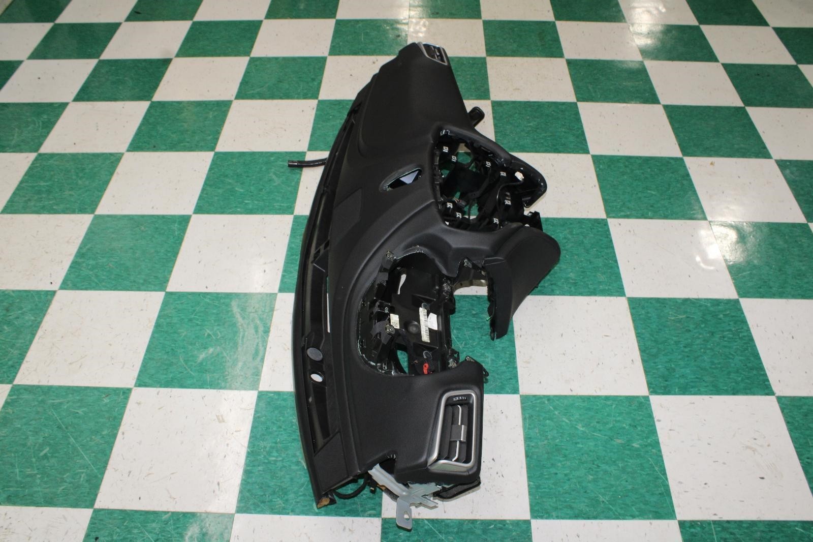 14-17 Ghibli Black Dashboard Dash W/ RH Crash Bag Assembly OEM Factory OE WTY OE