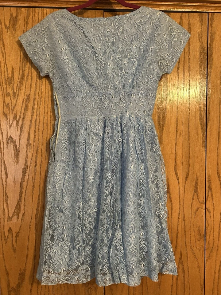 1960's Childs Blue Lace & Satin Sort Sleeve Dress W Ribbon Bow Size 14 - Image 3 of 4