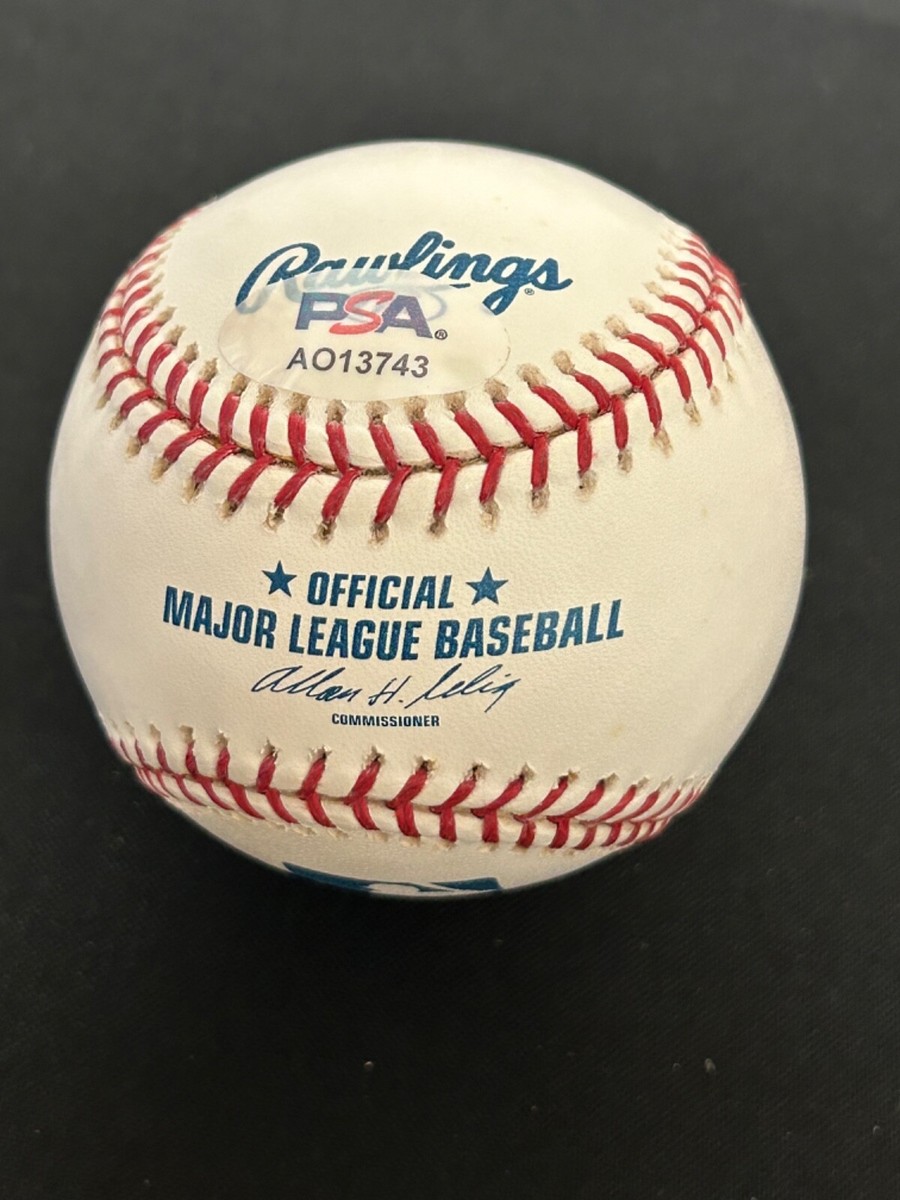 Reggie Jackson Signed Auto Baseball w/ HOF & “Mr October” Insc PSA