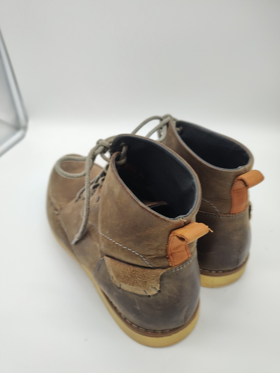 Varese Men’s Grey Sydney Lace-Up Leather Dessert Style Chukka Boot Varese Sydney Chukka Boots Men main image 3
