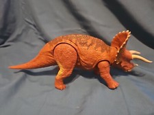 2017 Jurassic World Fallen Kingdom Roarivores Triceratops Figure Mattel