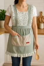 Women Vintage Floral Kitchen Apron  With Ruff...