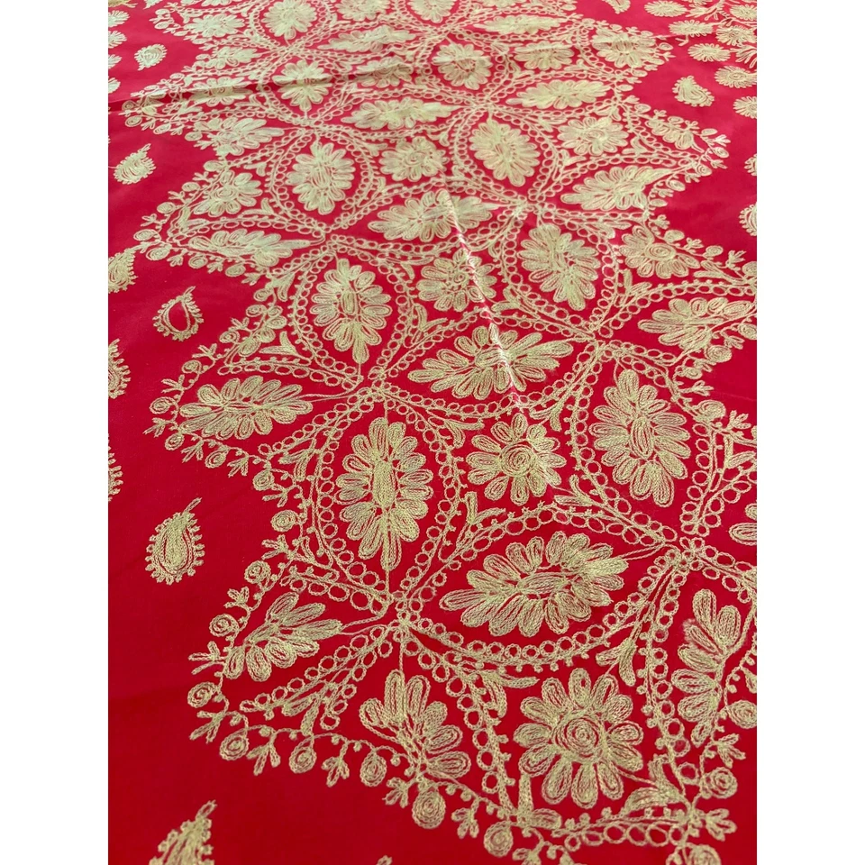 Mantel de Navidad bordado y 8 servilletas  Foto 3 de 4