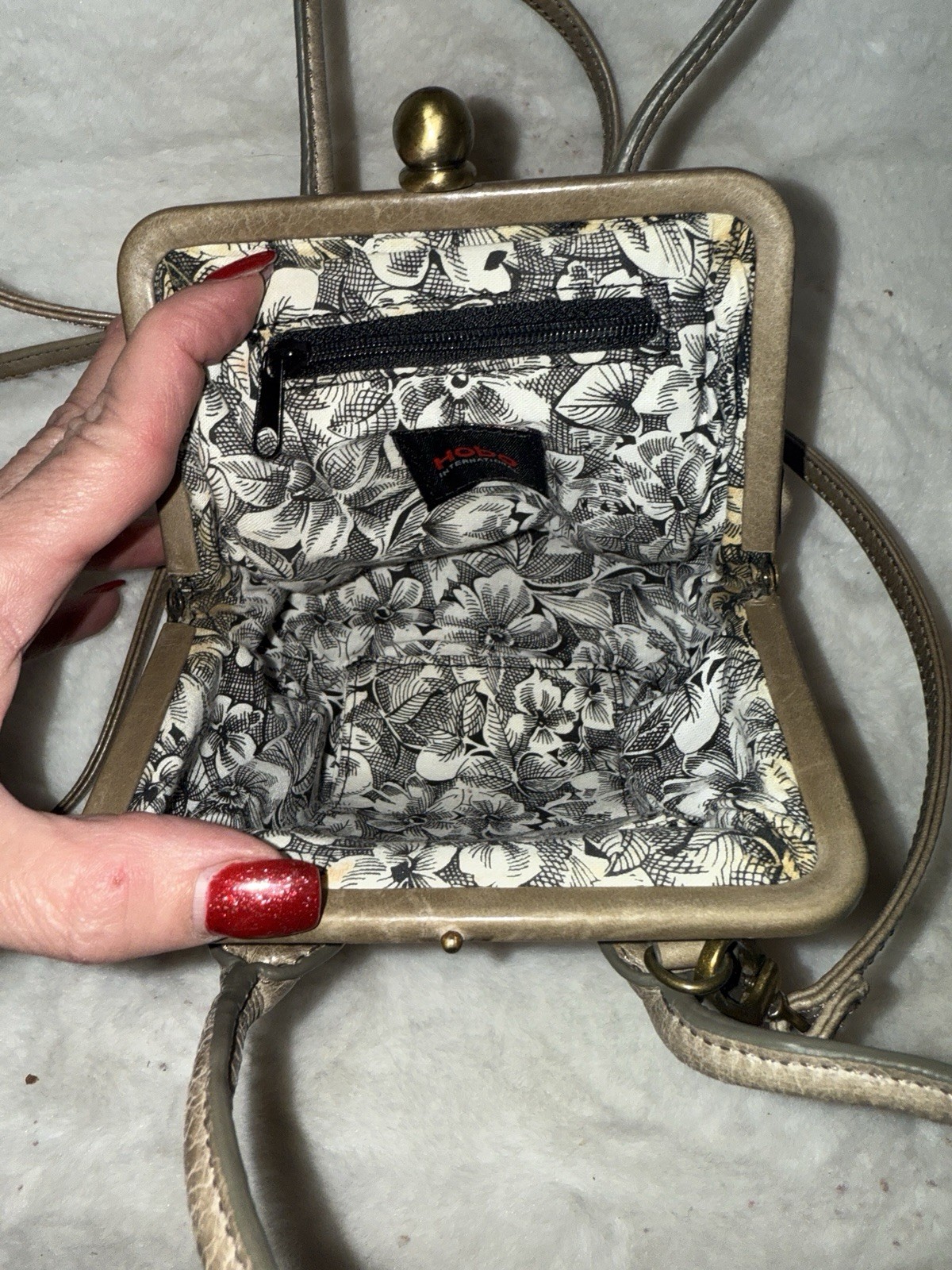 HOBO INTERNATIONAL LEATHER CROSSBODY BAG PURSE ta… - image 6