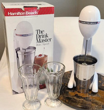 Hamilton Beach Drink Master Milkshake Mixer Classic 727W White with Glasses