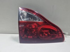 TOYOTA COROLLA Verso E12 Rücklicht hinten links 2.00 Diesel 66kw 2002 34011872