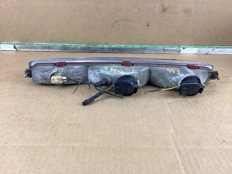 Luz trasera izquierda del lado del conductor Cadillac Deville 1989-1993 OEM Foto 4 de 4