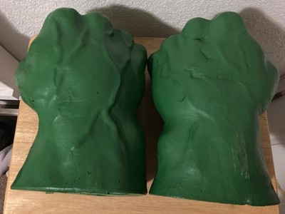 Marvel 2003 Incredible Hulk Hands. Good condition, Sounds tested and working.