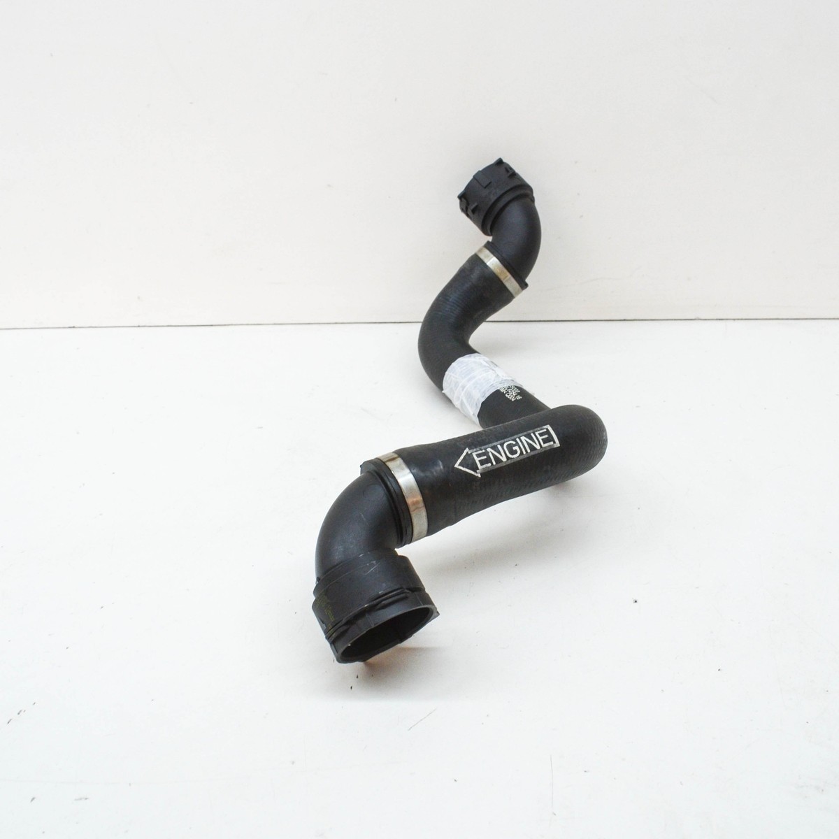 MERCEDES-BENZ E W213 Right Water Cooling Radiator Hose A2535014282 