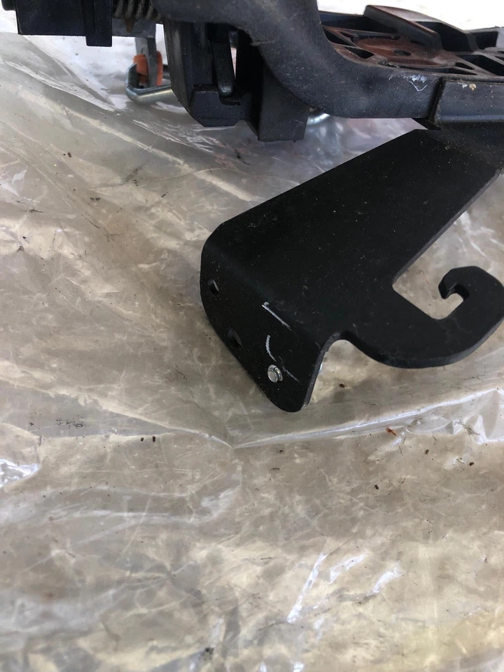 2006 - 2012 FORD FUSION Rear Door Handle Outside Passenger Right Paint Code UJ - Image 2 of 4