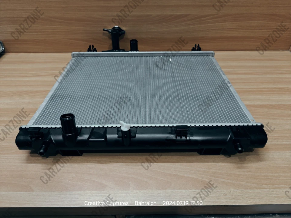 NEW GENUINE SUZUKI SWIFT ZC72S ENGINE COOLING RADIATOR YEAR 2011 to 2016 - Image 3 of 4