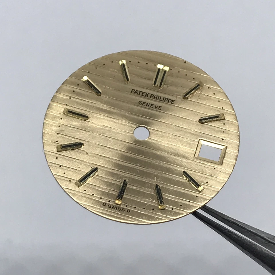 Rare Patek Philippe Nautilus Sigma Women watch Dial 18k solid Gold  Watch Parts - Image 2 of 4