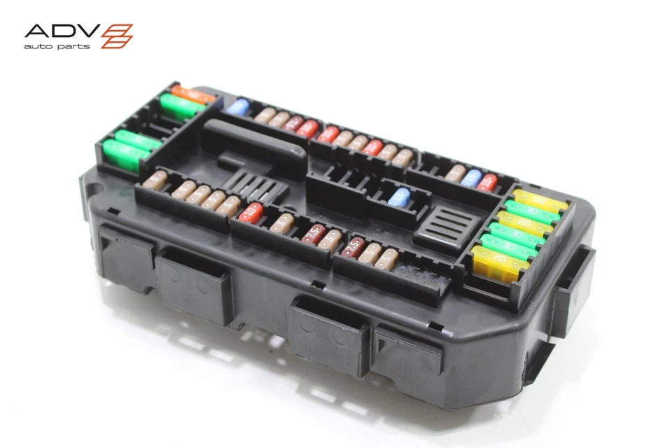 2014-2021 BMW M235i M240i 230i F22 MÓDULO CAIXA DE FUSÍVEIS DE DISTRIBUIÇÃO DE ENERGIA FRONTAL FABRICANTE DE EQUIPAMENTO ORIGINAL - Imagem 3 de 4