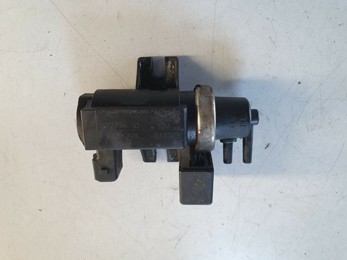 BMW 5er 2001 E39 525d Magnetventil Druckwandler 2247906 01T079