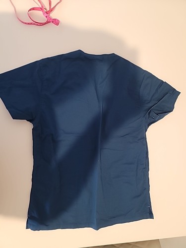 Med Couture Top Womens Small Blue Signature V-Neck Solid Scrub 8471 - Picture 4 of 5
