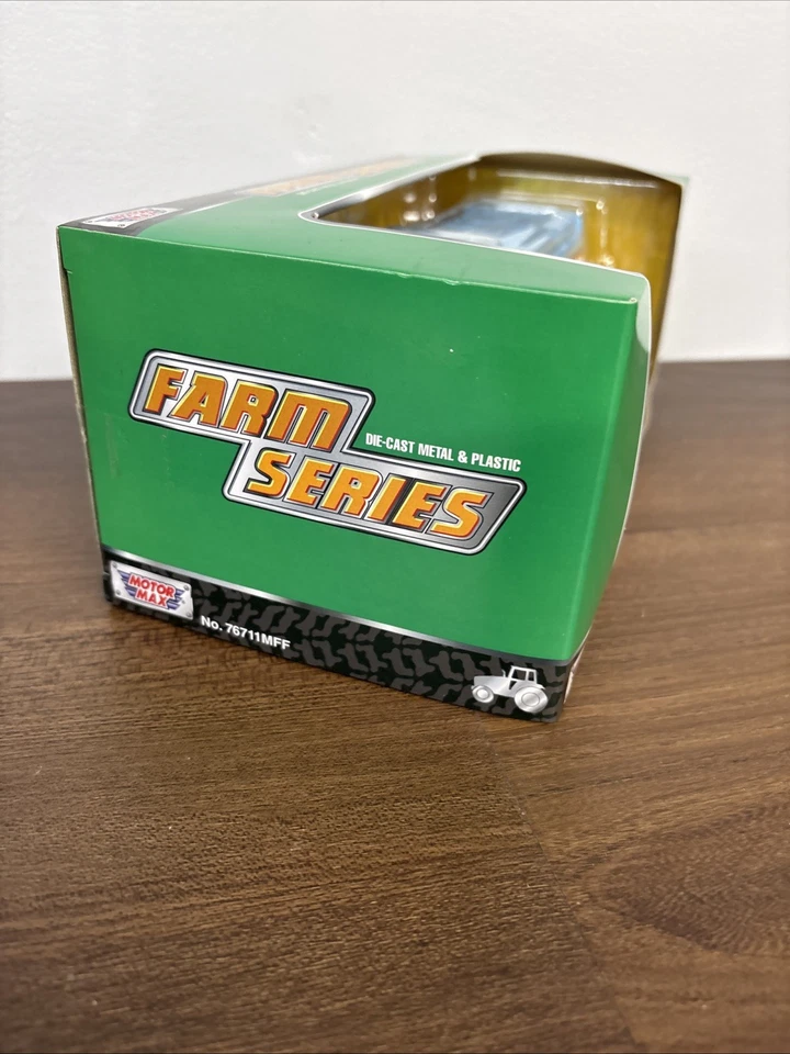 New in Box Farm Series Die Metal & Plastic Fleet Farm 2024 Toyland Combine  - Image 4 of 4