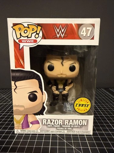 Funko Pop! WWE Razor Ramon #47 Scott Hall CHASE w/ Protector