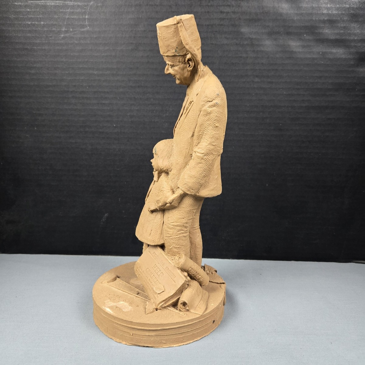 Shriner And Hope 1987 Tom Clark Gnome Cairn Studio Item #2019