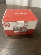 The Cellar Macys O' Tannenbaum Three 3.5 inch Mugs 1992