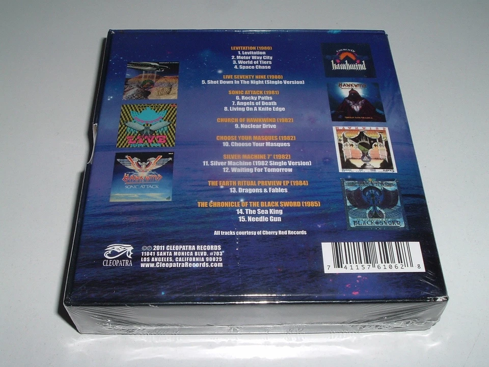 HAWKWIND - SPACE CHASE 1980-1985 - CD Compilation, + Mini Book, Poster, Button - Bild 2 von 2